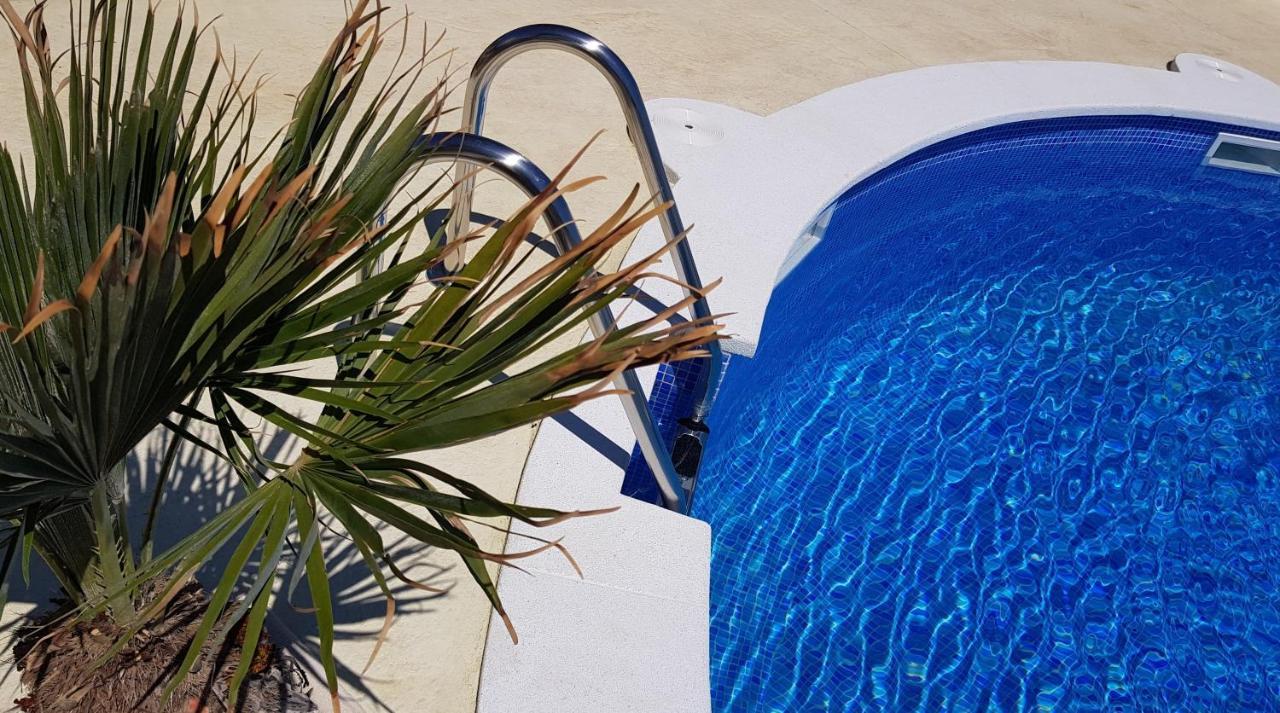 הוספיטלט דה ל'אינפנט Beach Resort La Margarita מראה חיצוני תמונה